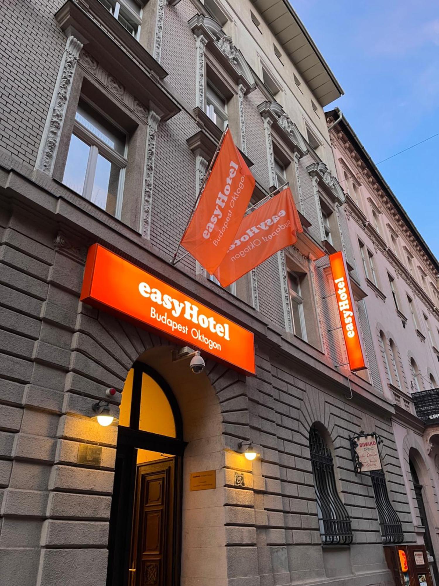 Easyhotel Budapest Oktogon Exteriér fotografie