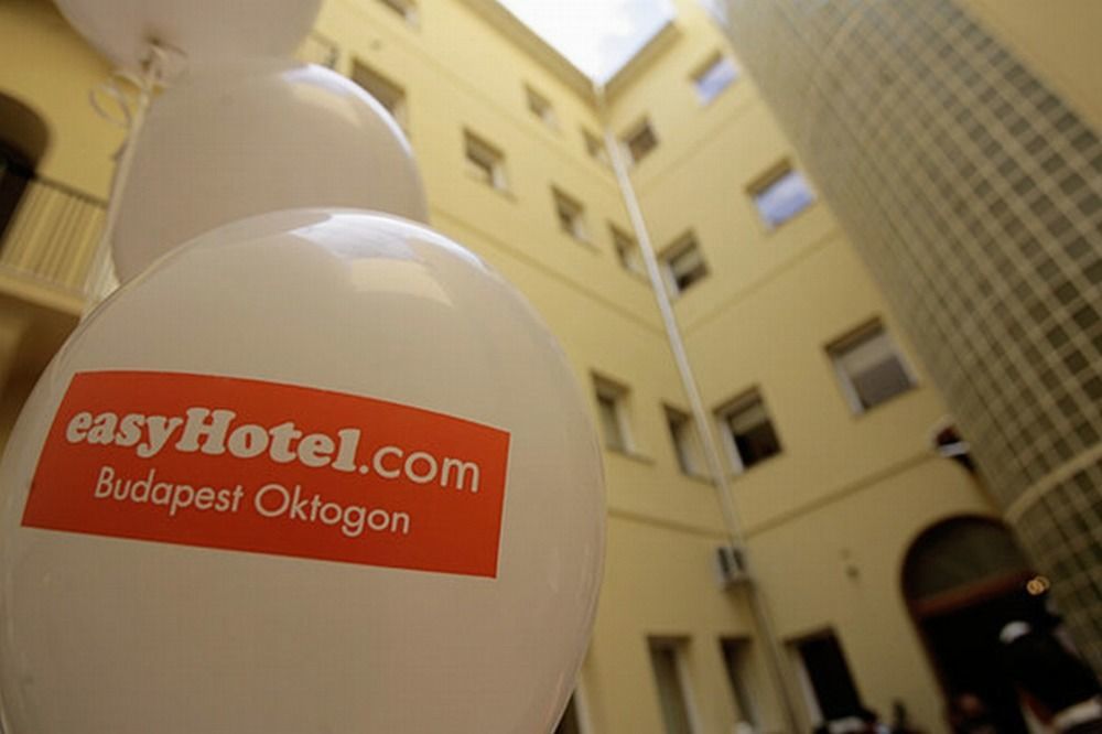 Easyhotel Budapest Oktogon Exteriér fotografie